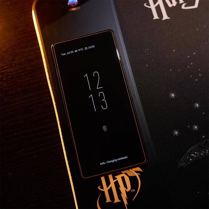 Immagine prodotto Numskull Harry Potter - Oversize Gaming Mat & Mobile Charger (XXL)