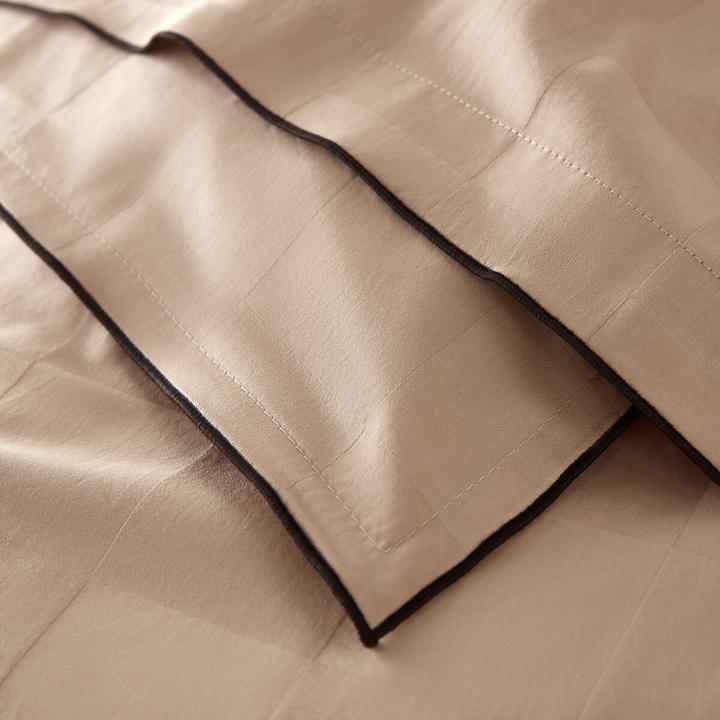 Actual product image La Redoute Interieurs Victor Damier (Pillowcase, 65 x 100 cm)