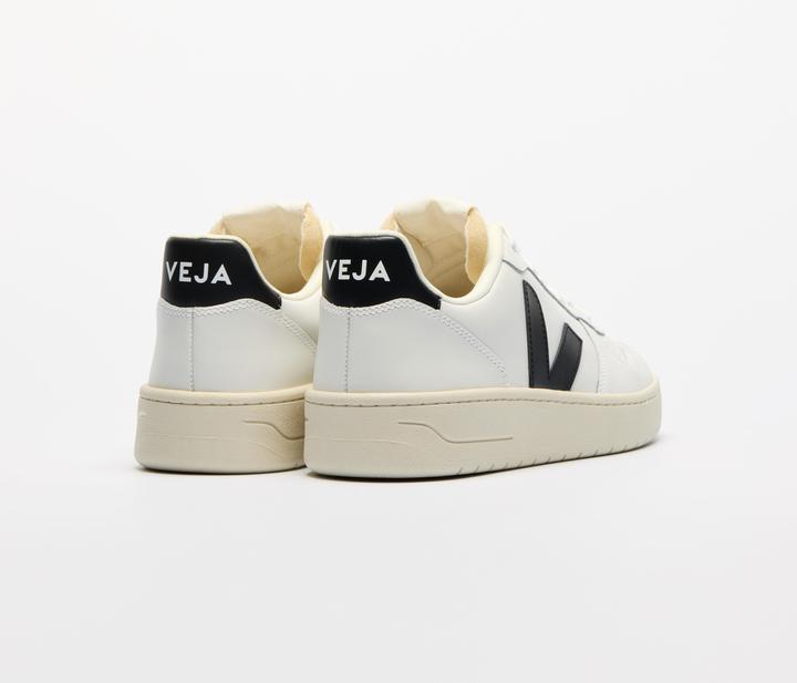 Produktbild Veja V-10 LEATHER EX-WHITE BLACK (44)
