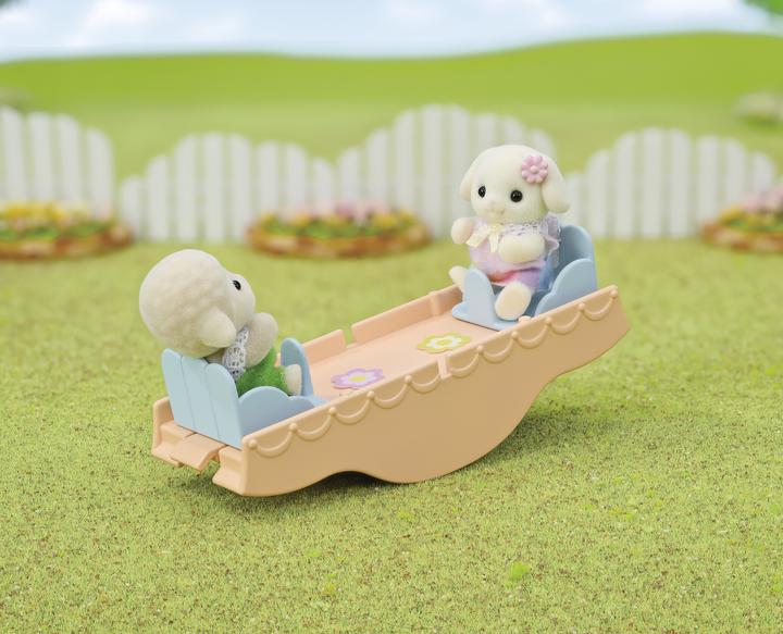 Image du produit Sylvanian Families Rainbow Fun Nursery Bus