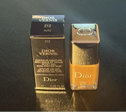 Actual product image Dior Rouge Vernis No 212 (212, Colour paint)