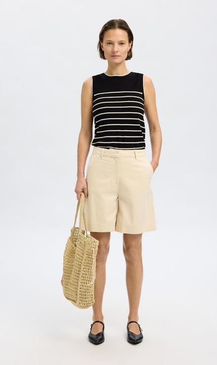 Actual product image Selected Femme Wide Fit Højtaljede shorts (40)