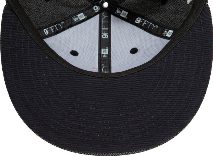 Immagine prodotto New Era Cappellino 9Fifty Strapback - HERTIAGE Cheeky Rugby - M/L (M/L)