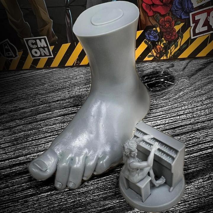 Immagine prodotto Cmon CMND1261 - Zombicide 2a Edizione Circo Volante Monty Python (Tedesco)