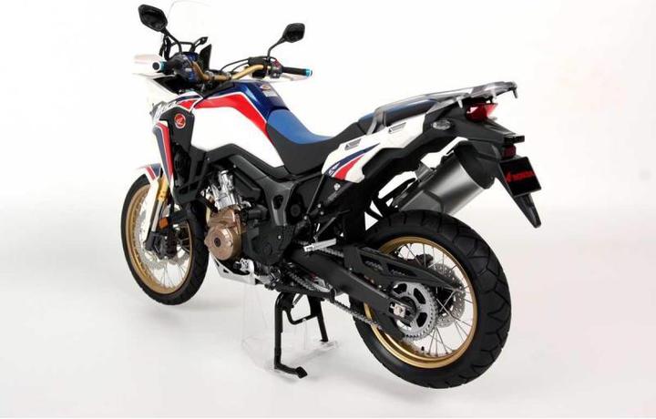 Actual product image Tamiya 1/6 Honda CRF 1000L Africa Twin