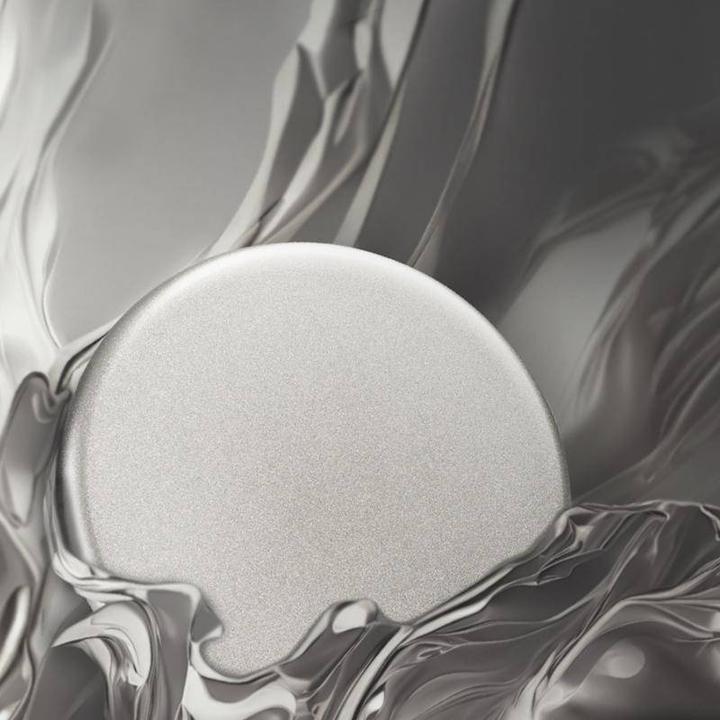 Actual product image Crong MagSpot Wireless Charger - Aluminiowa ładowarka MagSafe 15W (Silver White) (15 W)