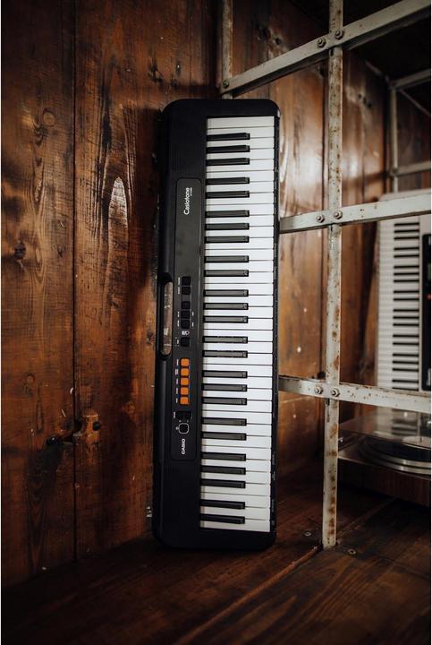 Actual product image Casio CT-S100 (61 Keys)