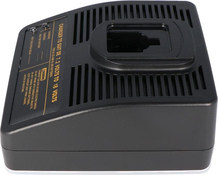 Actual product image AccuCell Universal charger suitable for Dewalt Elu 7,2-18V