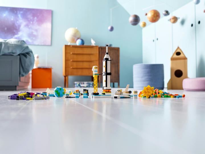 Produktbild LEGO XXL Steinebox Erde und Weltraum (11022, LEGO Classic)