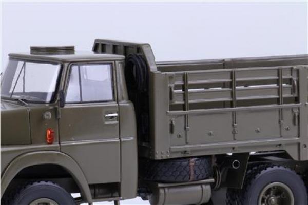 Produktbild Neo Henschel HS 3-14 HA CH 8,2t gl 6x6 Militär
