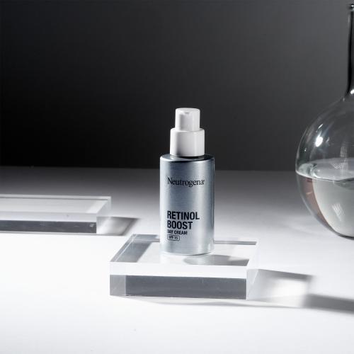 Immagine prodotto Neutrogena Potenziamento del retinolo (50 ml, Crema da giorno, SPF 15)