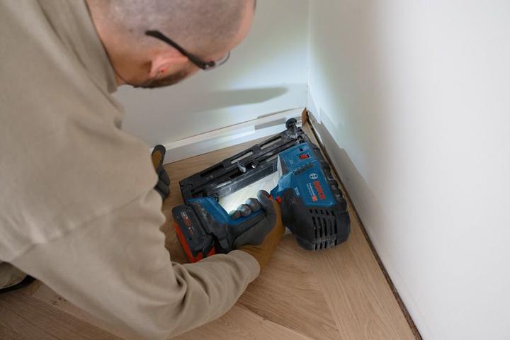 Actual product image Bosch Professional BOSC cordless wood nailer