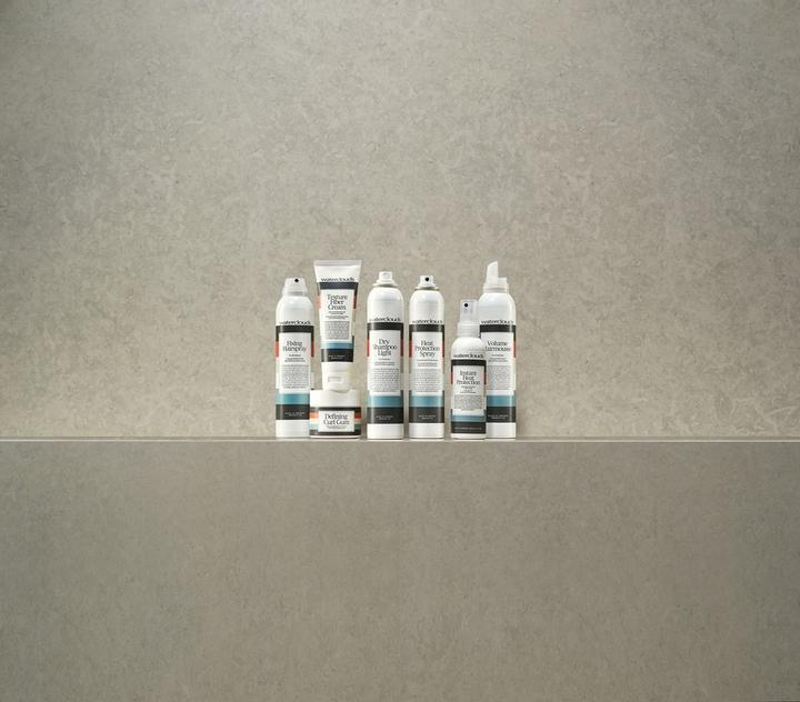 Produktbild Waterclouds Strong Hairspray (250 ml)