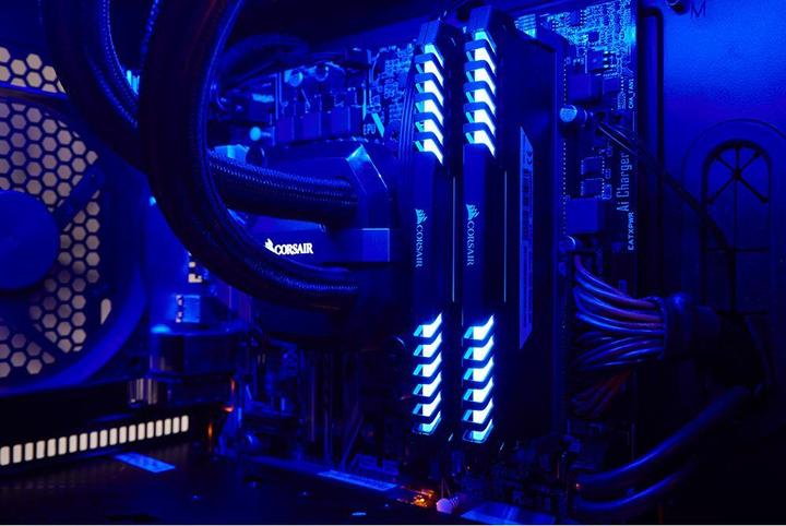 Produktbild Joule Performance eSports Ultimate (Intel Core i7-8700K, 32 GB, 500 GB, GeForce GTX 1080 Ti)