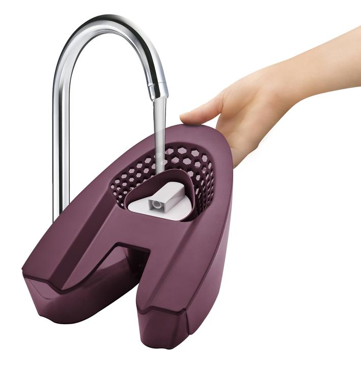 Actual product image Tefal Liberty SV7010 (2200 W, 300 g/min)