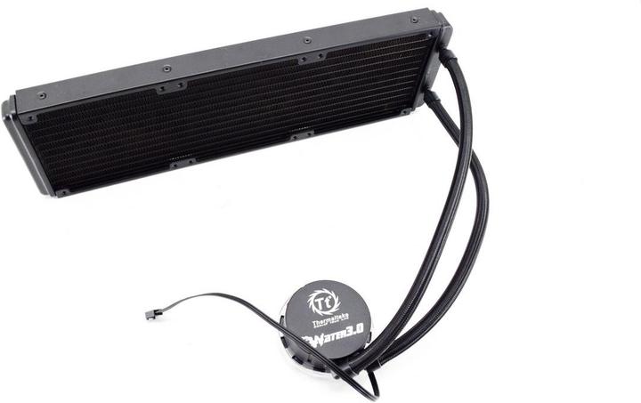 Actual product image Thermaltake Water 3.0 Ultimate
