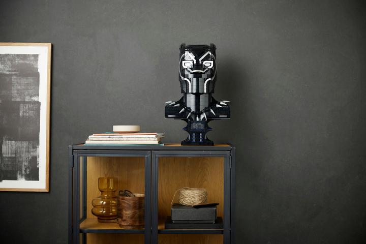 Actual product image LEGO Black Panther (76215, LEGO Marvel, LEGO Rare Sets)