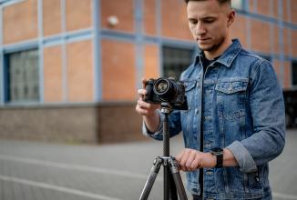 Actual product image Fotopro X Aircross 3 Lite Carbon Tripod Oranje