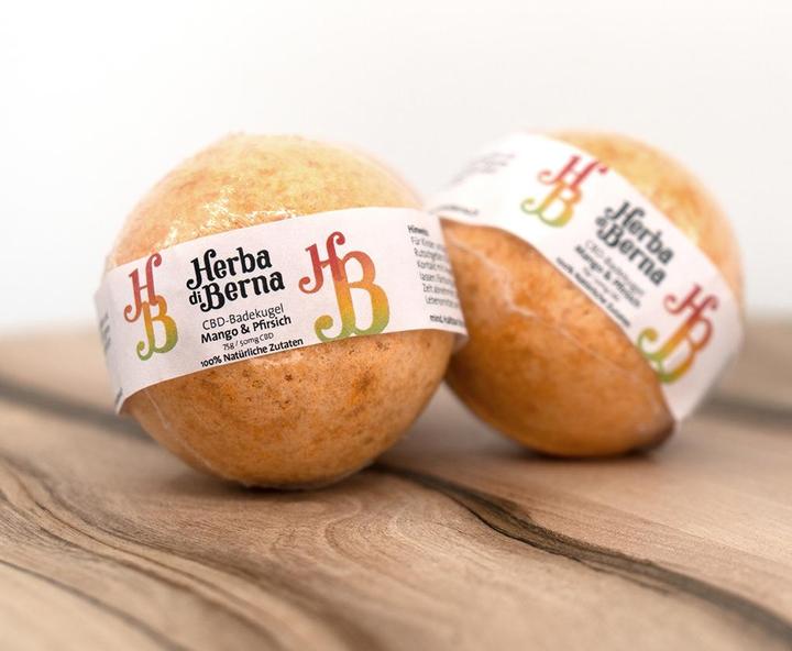 Produktbild Herba di Berna CBD Badekugel Mango & Pfirsich (Badekugeln)