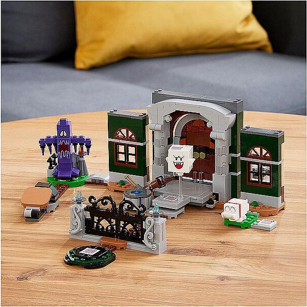 Actual product image LEGO Luigi's Mansion: Entrance - Expansion Set (71399, LEGO Super Mario)
