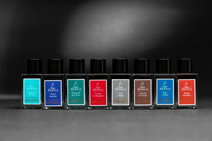 Actual product image Herbin 1670 ink ocean blue 15ml (Inkwell, Blue)