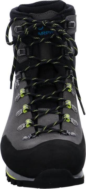 Actual product image Scarpa Manta Tech GTX shark (41)
