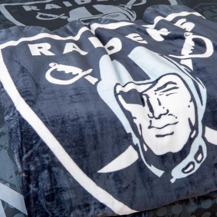 Actual product image NFL Raiders Wellsoft blanket (150 x 200 cm)