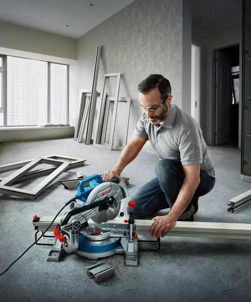 Actual product image Bosch Professional GCM 216