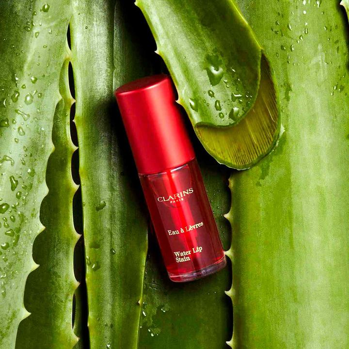 Actual product image Clarins Eau à Lèvres (Red)