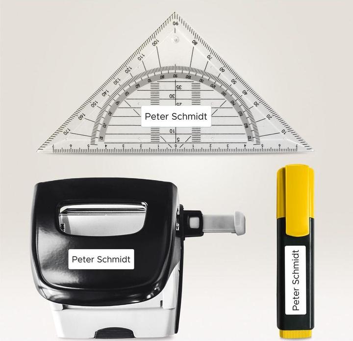 Actual product image Avery Universal labels