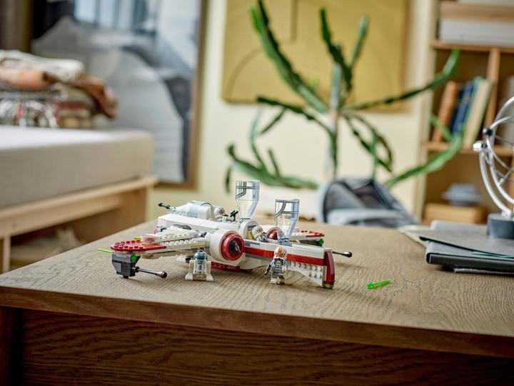 Actual product image LEGO ARC-170 Starfighter (75402, LEGO Star Wars)