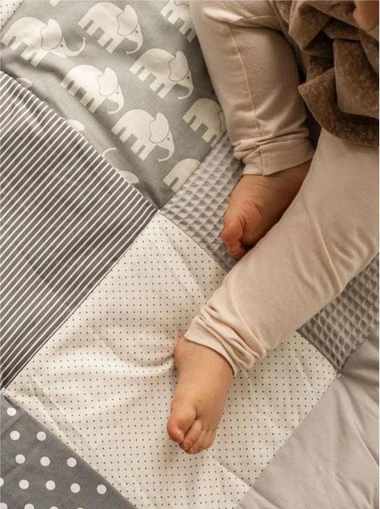 Image du produit Ullenboom Tapis d'éveil Eléphants gris 120 x 120 cm