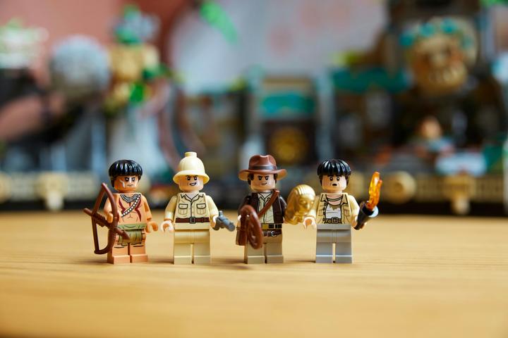 Actual product image LEGO Temple of the Golden Idol (77015, LEGO Indiana Jones)