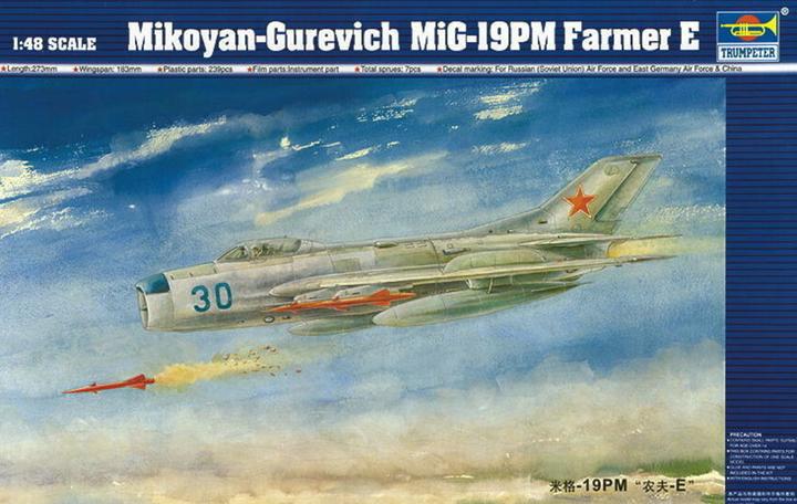 Produktbild Trumpeter MiG-19 PM Farmer E