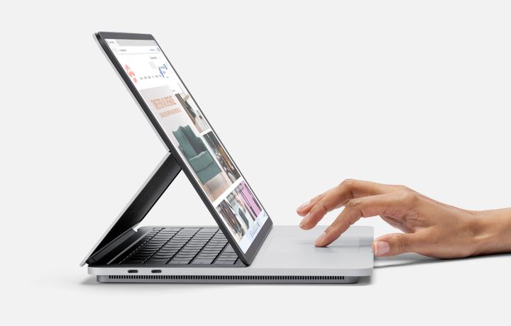 Produktbild Microsoft Surface Laptop Studio (14.40", Intel Core i5-11300H, 16 GB, 256 GB, DE)