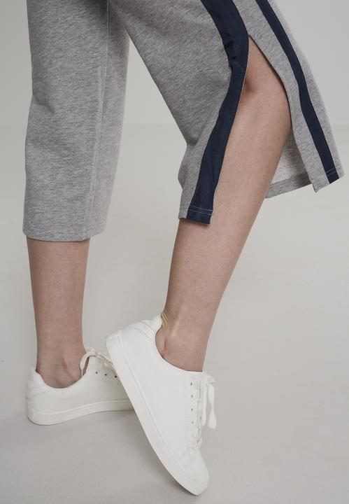 Actual product image Urban Classics Ladies Taped Terry Culotte (S)