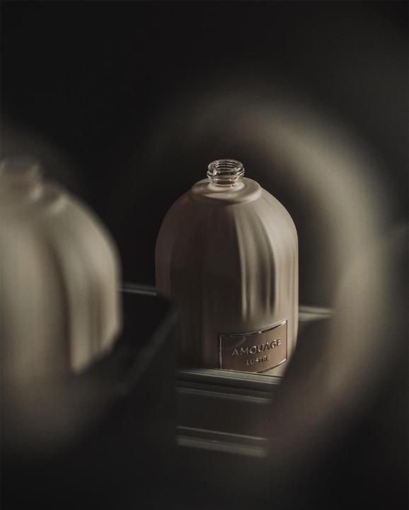 Actual product image Amouage Essences Lustre Parfum (100 ml)