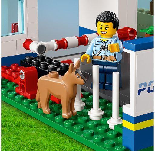 Produktbild LEGO Polizeistation (60316, LEGO City)