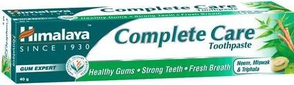 Himalaya Herbals Complete Care toothpaste protecting against periodontitis and caries 80g