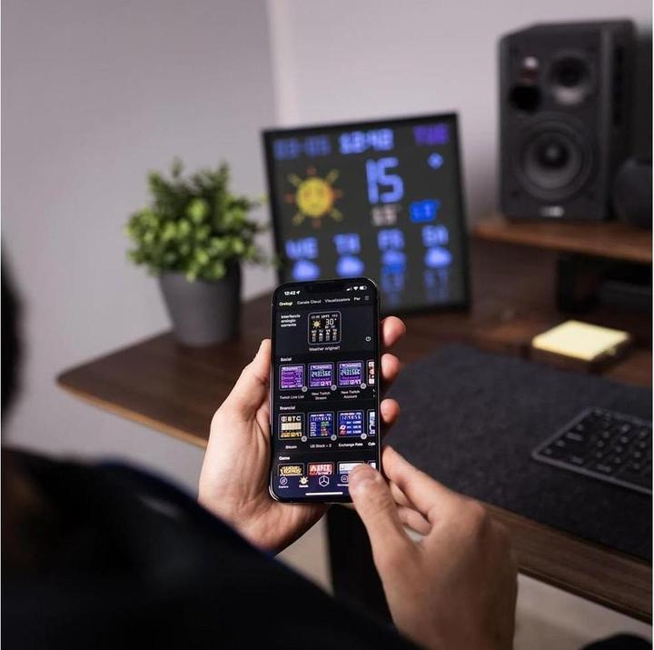 Immagine prodotto Divoom Pixoo 64 (10.30", 64 x 64 pixel)