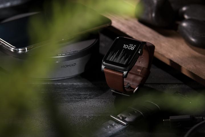 Produktbild Nomad Modern Connector Strap (44 mm, Edelstahl, Leder)