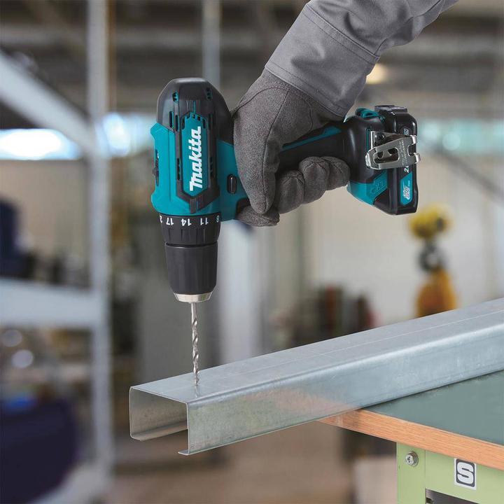 Actual product image Makita HP333DWAE Cordless impact drill 12V MAX, 2x 2.0 Ah Li-Ion 30 (Rechargeable battery operated)