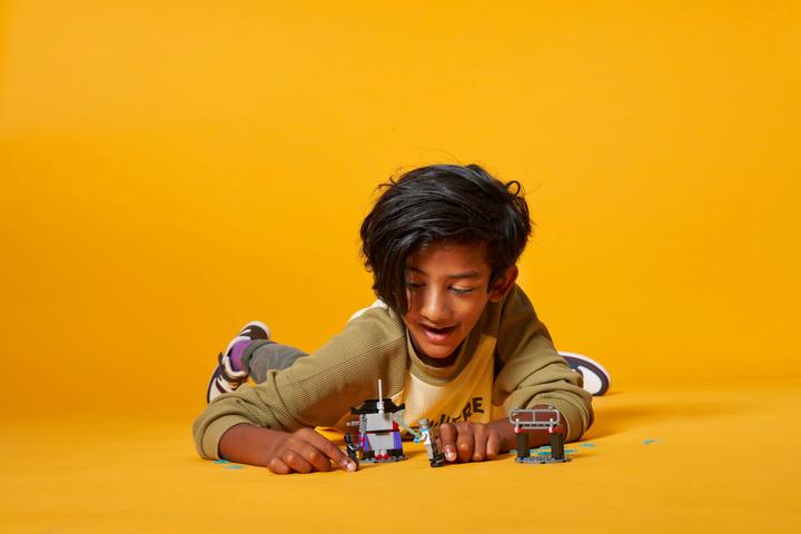 Produktbild LEGO Kampfset: Zane vs. Nindroid (71731, LEGO Ninjago)