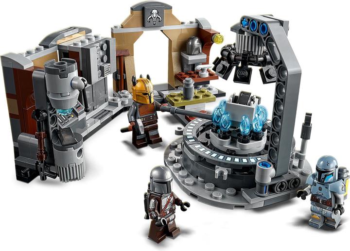 Actual product image LEGO The Mandalorian Weaponsmith's Forge (75319, LEGO Rare Sets)