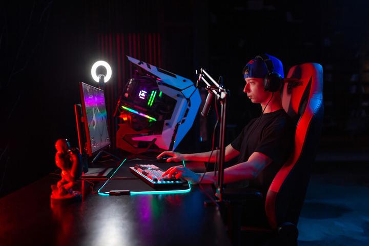 Image du produit Lorgar Base 311, Gaming chair, PU eco-leather, cadre métallique, mécanisme multibloc, accoudoirs 4D, 5