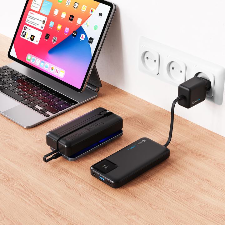 Actual product image Xlayer Powerbank 10,000 mAh with two integrated cables PD 20W Black (10000 mAh, 20 W, 37 Wh)