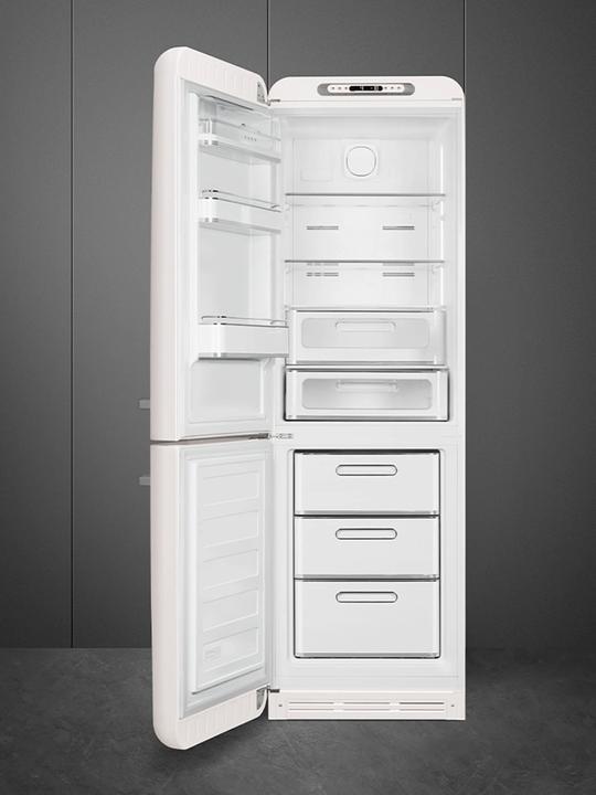 Produktbild Smeg Kühl-Gefrierkombination FAB32LWH5 Weiss, Links (331 l)