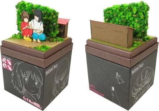Immagine prodotto Il Viaggio di Chihiro nel Paese Magico - Chihiro e Haru - Scatola artistica di carta