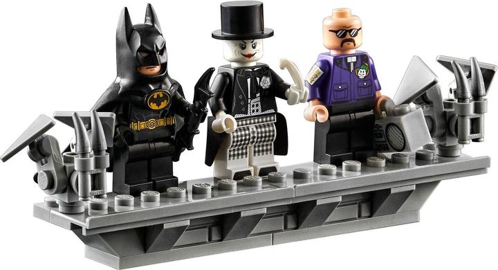 Actual product image LEGO 1989 Batwing (76161, LEGO DC, LEGO Rare Sets)