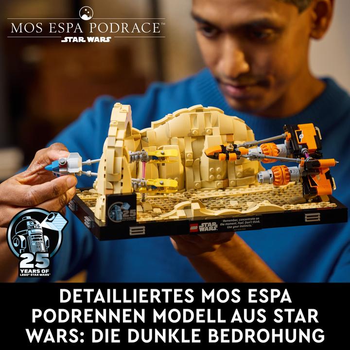 Actual product image LEGO Pod racing in Mos Espa - Diorama (75380, LEGO Star Wars)